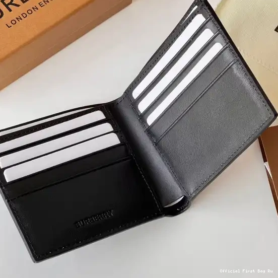 Official First Bag Ru BURBERRY WALLET 0520